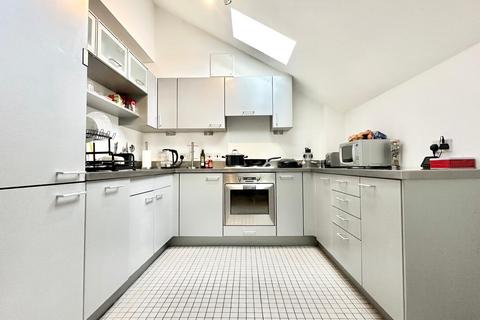 2 bedroom duplex for sale, The Renovation, Woolwich Manor Way, London E16