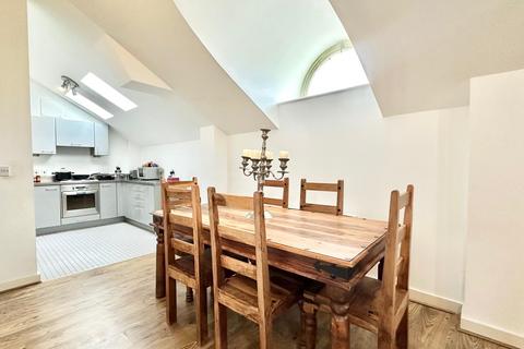 2 bedroom duplex for sale, The Renovation, Woolwich Manor Way, London E16