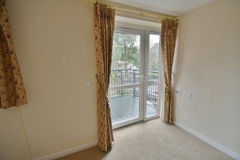 1 bedroom retirement property for sale, Ringwood Road, Ferndown, BH22