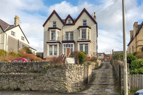 1 bedroom apartment for sale, St. Davids Road, Caernarfon, Gwynedd, LL55