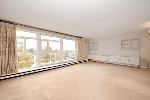 3 bedroom apartment to rent, Walsingham, St John's Wood Park, London, NW8