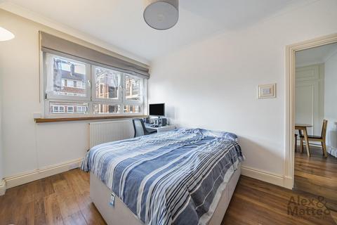 50 Adams Gardens Estate, London, SE16 4JG