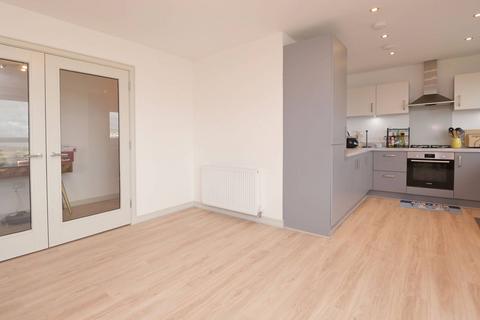 3 bedroom flat for sale, Flat 10, 14 Sandpiper Drive, Edinburgh, EH6 6QJ