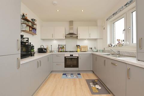 3 bedroom flat for sale, Flat 10, 14 Sandpiper Drive, Edinburgh, EH6 6QJ