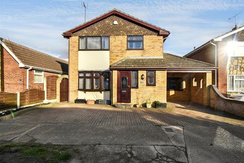 3 bedroom detached house for sale, Juliers Road, Canvey Island SS8