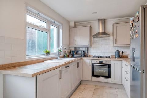 38 Epsom Road, Catshill, Bromsgrove, B61 0PY