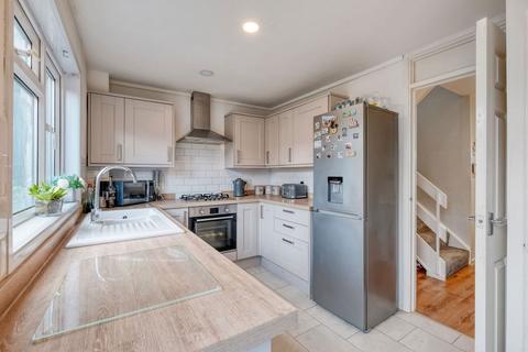 38 Epsom Road, Catshill, Bromsgrove, B61 0PY