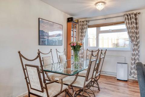 38 Epsom Road, Catshill, Bromsgrove, B61 0PY