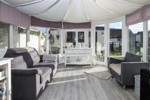 4 bedroom end of terrace house for sale, Turners Close, Ongar