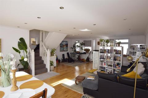 undefined, Mostyn Avenue, Wembley