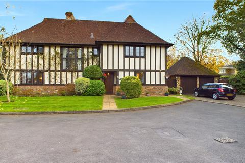 5 bedroom detached house for sale, Snows Ride, Surrey GU20