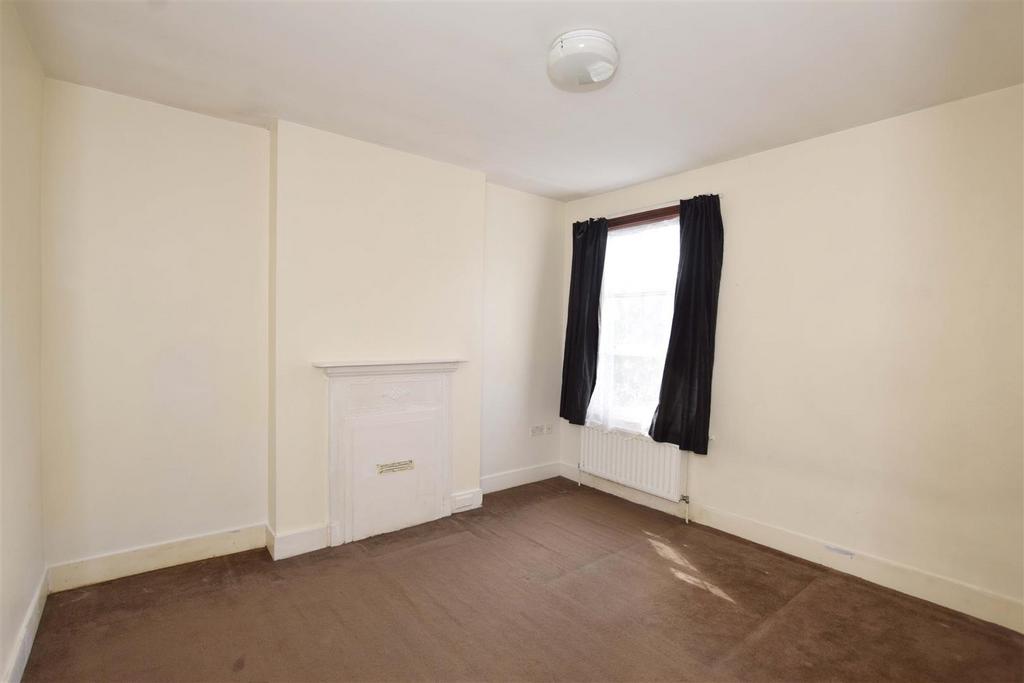 Bedroom 2.jpg
