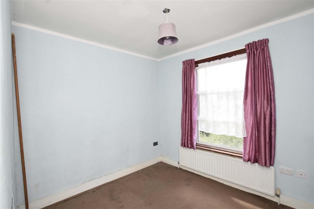 Bedroom 3.jpg