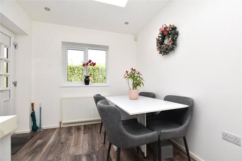 2 bedroom bungalow for sale, King George Avenue, Morley, Leeds, West Yorkshire