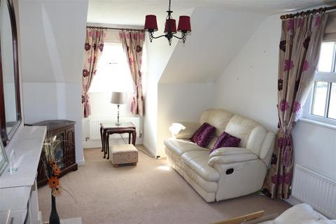 2 bedroom apartment for sale, Westfield Drive, Aldridge