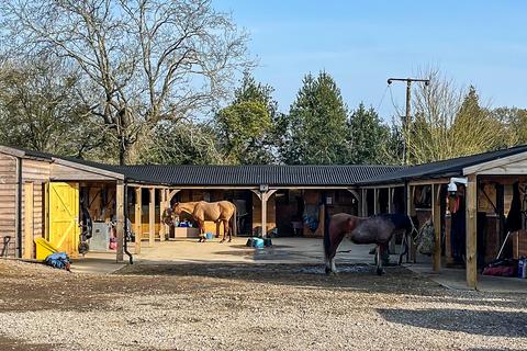 3 bedroom equestrian property for sale, Vera Lane, Welwyn, Hertfordshire, AL6