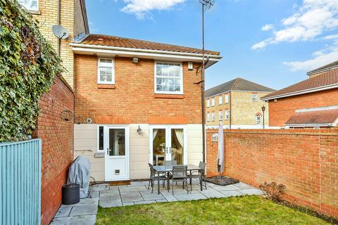 3 bedroom end of terrace house for sale, Frobisher Way, Greenhithe, Kent