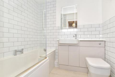 40 Frobisher Way, Greenhithe, DA9 9JN