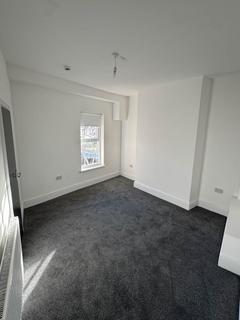 3 bedroom flat to rent, Smithdown Road, Liverpool