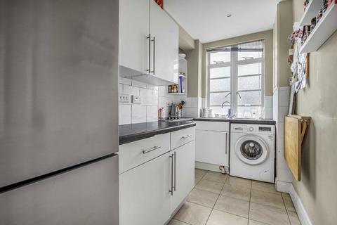 1 bedroom flat for sale, Balham High Road, London SW17