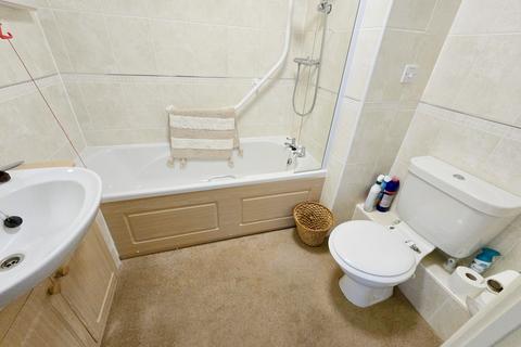 1 bedroom apartment for sale, Hodgson Court, Burnage Lane, Burnage