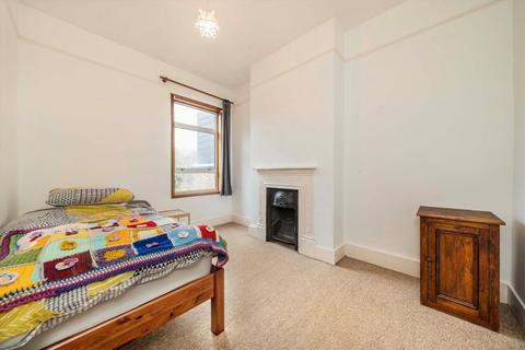 3 bedroom terraced house for sale, Garthorne Road, London SE23