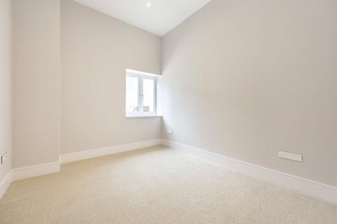 2 bedroom flat to rent, Manhattan House, Manhattan Business Park, West Gate, W5