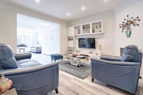 3 bedroom semi-detached house for sale, Alpha Road, Brentwood, CM13