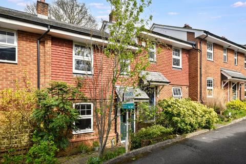 2 bedroom terraced house for sale, Thistledown Close, Wrecclesham, FARNHAM, GU10