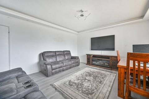 2 bedroom flat for sale, Atherton Heights, Wembley, HA0