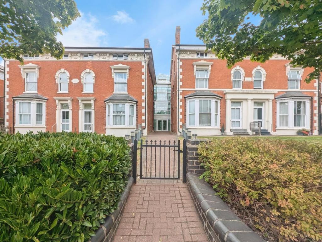 A17ad31d-PXL 20250801 120544082.jpg