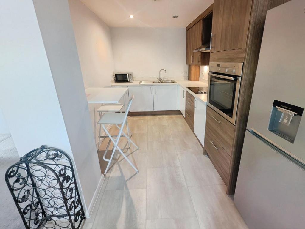 40bff0a0-PXL 20250801 114850300.NIGHT.jpg