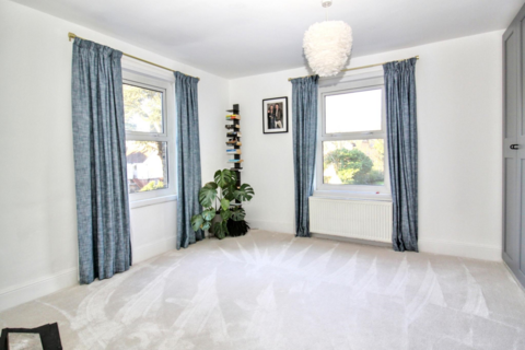 2 bedroom flat for sale, A Hermon Hill, London