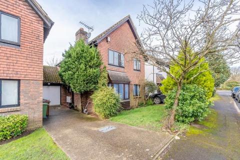 4 bedroom semi-detached house for sale, Talman Grove, Stanmore, HA7