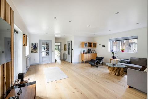 Little Orchard High Drive, Woldingham, Caterham, CR3 7ED