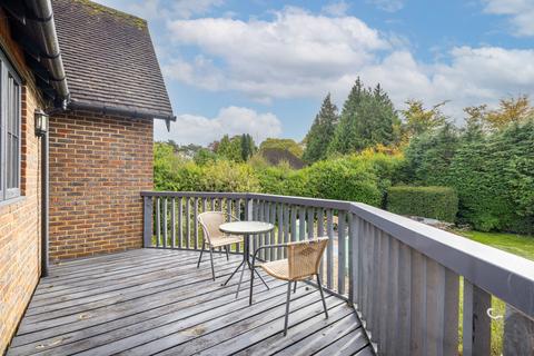 Little Orchard High Drive, Woldingham, Caterham, CR3 7ED