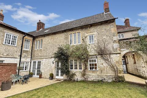 4 bedroom semi-detached house for sale, Emwell Street, Warminster