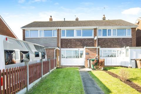 3 bedroom terraced house for sale, The Rise, Newhall