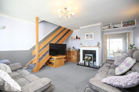 3 bedroom terraced house for sale, The Rise, Newhall