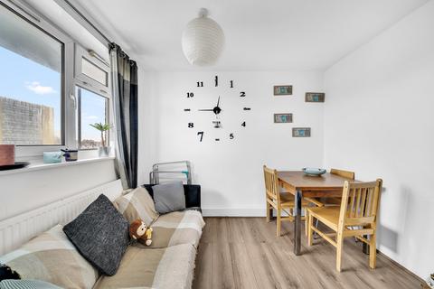 Henty Close, Battersea SW11