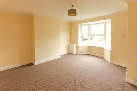 3 bedroom end of terrace house to rent, Jubilee Crescent, Wellingborough NN8