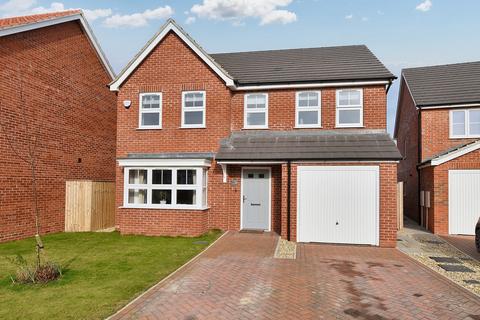 4 bedroom detached house for sale, 16 Buddleia Drive, Louth LN11 8FX