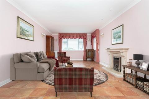 4 bedroom detached house for sale, Wharncliffe Road, Christchurch BH23