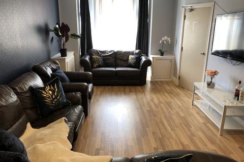 1 bedroom in a house share to rent, Whitby Road, Fallowfield, Manchester