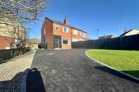 3 bedroom semi-detached house for sale, Brian Crescent, Crossgates
