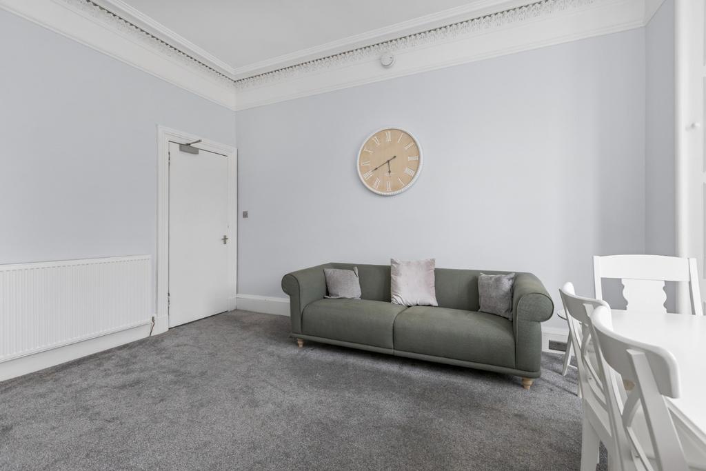 Apartment in Edinburgh - View 4