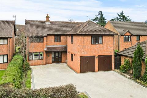 5 bedroom detached house for sale, Snaith Crescent, Milton Keynes MK5