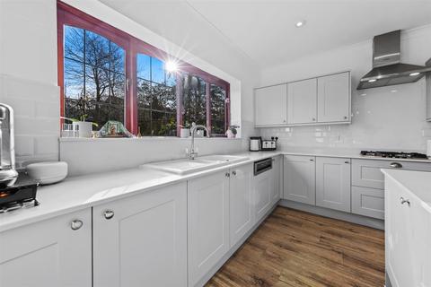 undefined, Snaith Crescent, Milton Keynes MK5