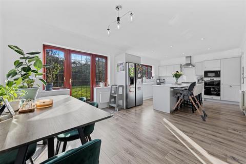 undefined, Snaith Crescent, Milton Keynes MK5