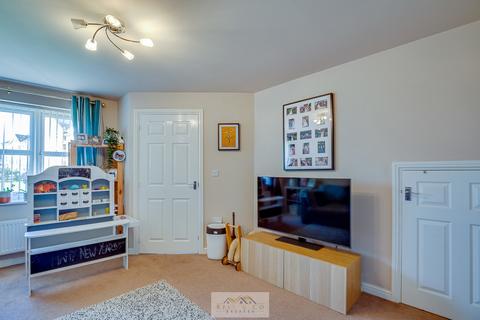 14 Frankham Close, Dinnington, Sheffield, S25 3QG